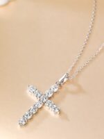 luxury cross pendant with universal openable clasp (2 sizes available)