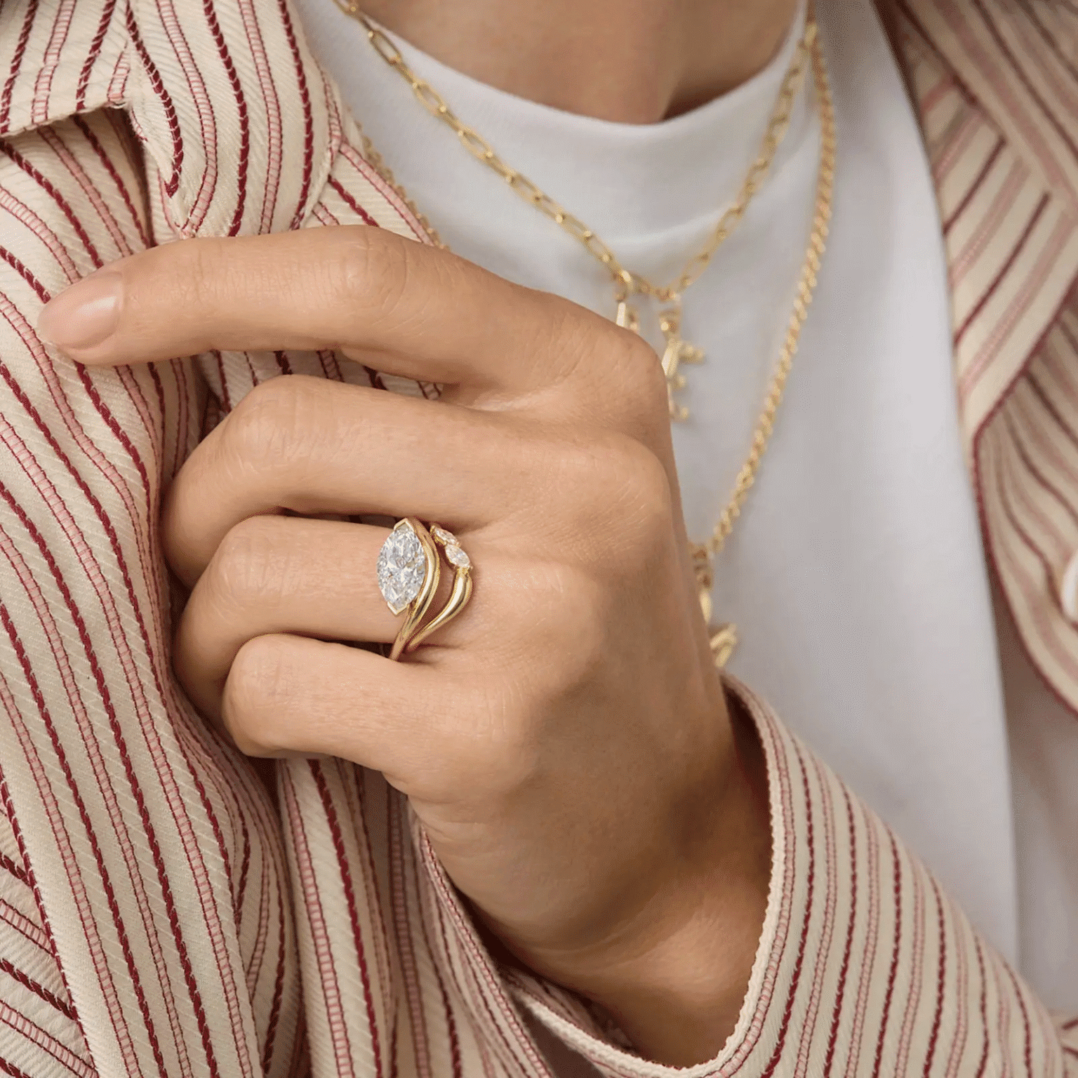 minimal marquise lab grown diamond ring in solid gold (1)