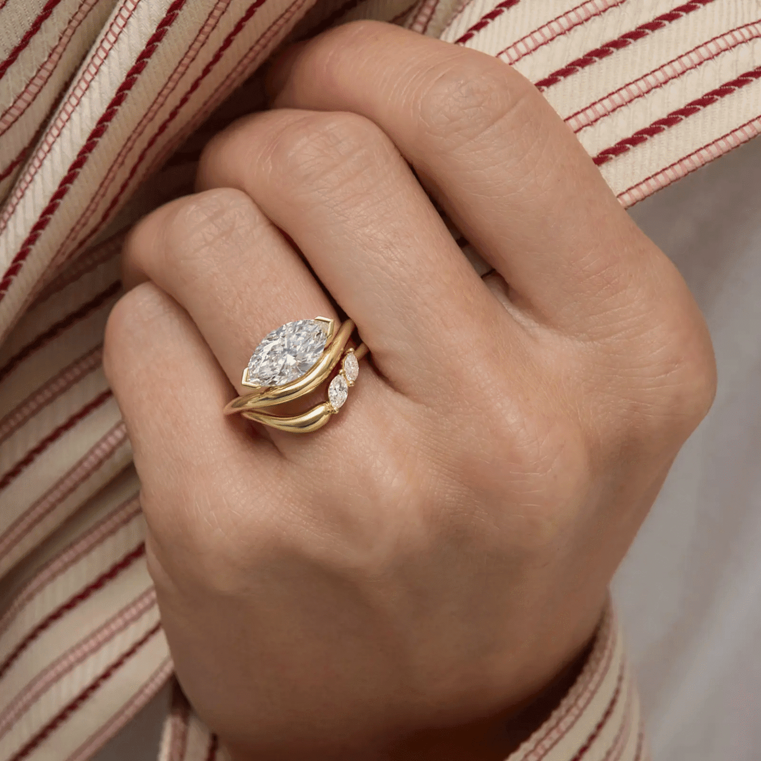 minimal marquise lab grown diamond ring in solid gold (2)