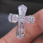 custom cross lab grown diamond | bespoke fancy cut diamond design