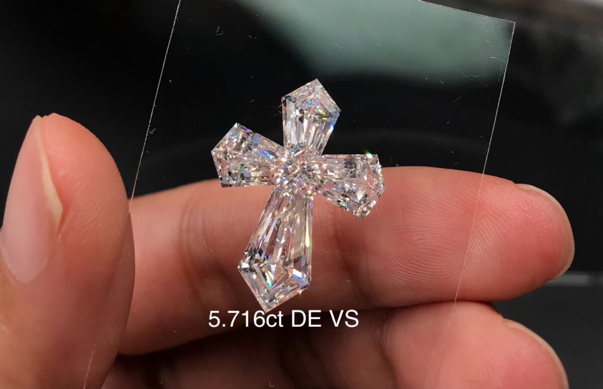 custom cross lab grown diamond | bespoke fancy cut diamond design