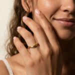 drip curved wedding band