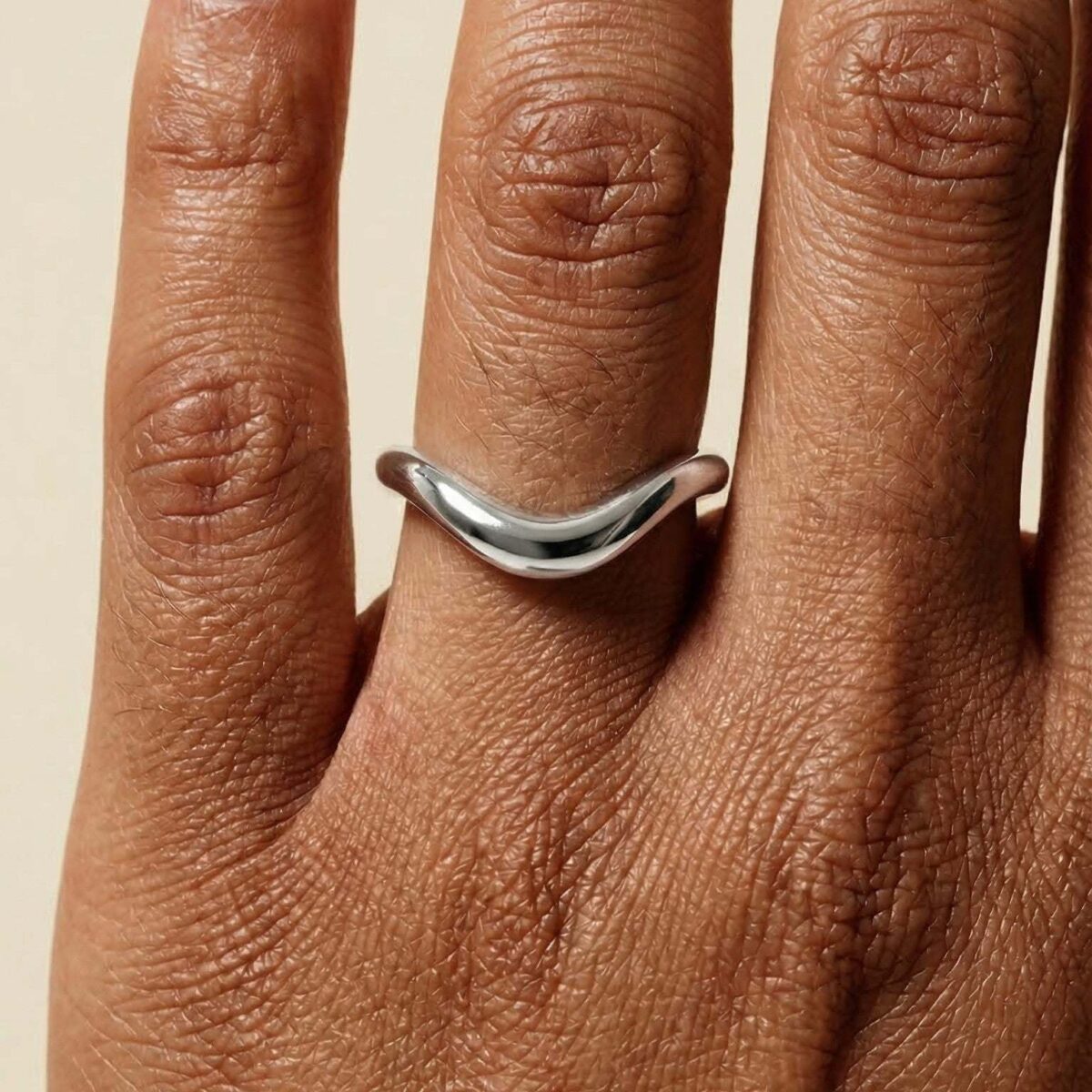 drip curved wedding band