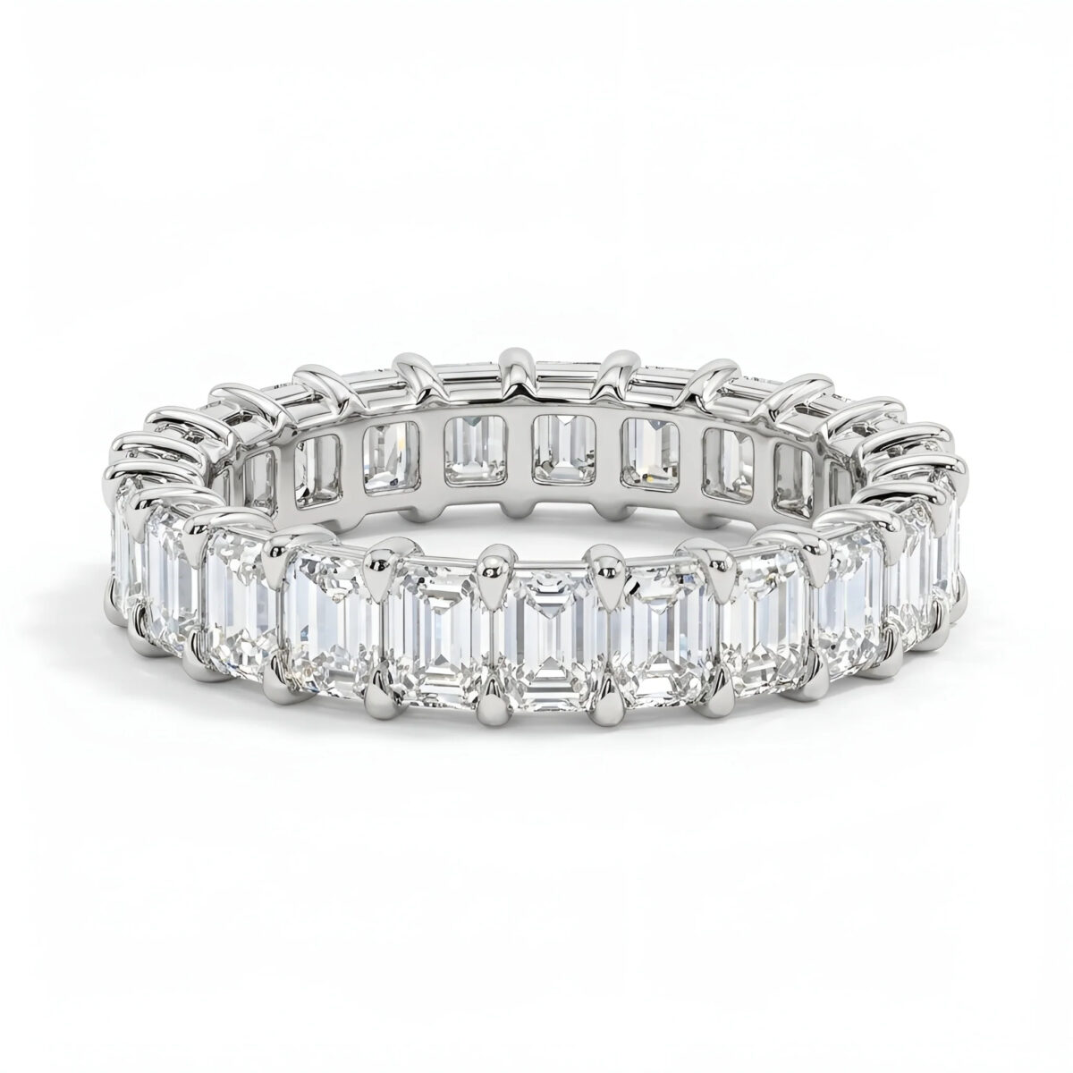 emerald eternity band lab grown diamon