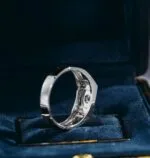 architectural platinum men’s ring with lab grown diamond (2)