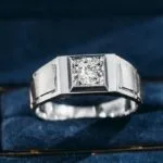 architectural platinum men’s ring with lab grown diamond (7)