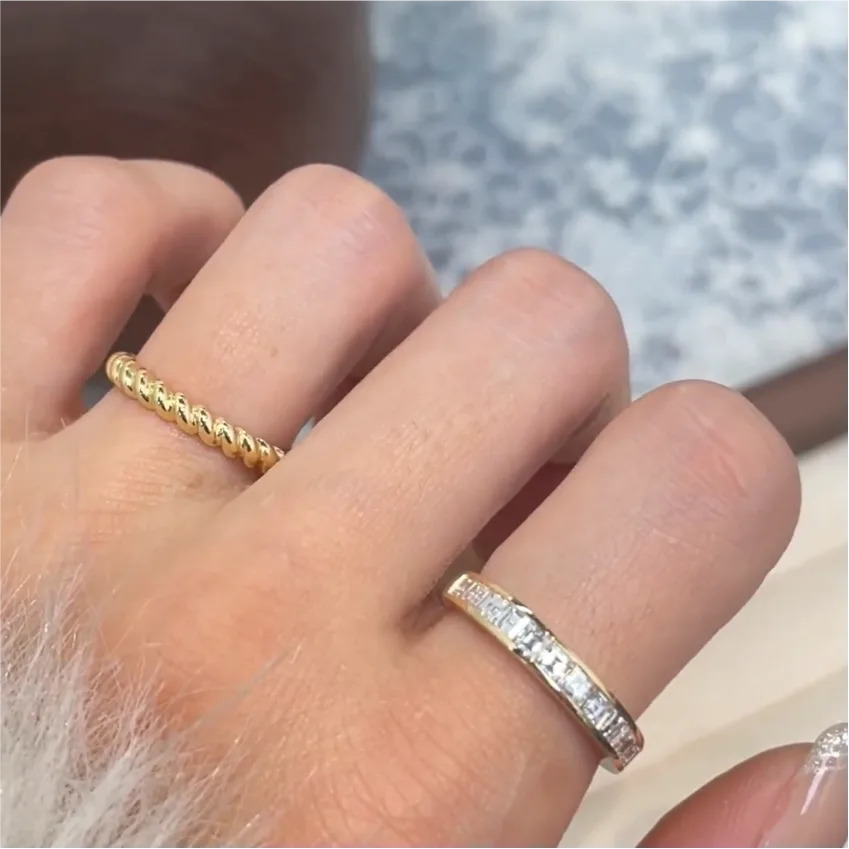 horizon baguette wedding band lab grown diamond band (复制)