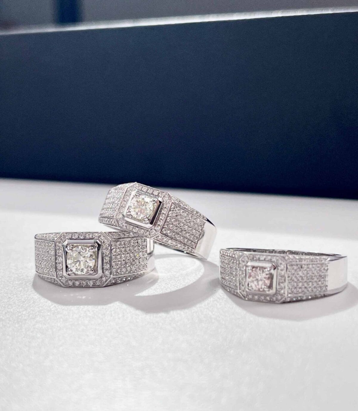 multi row pavé platinum men’s diamond ring – statement luxury design (9)