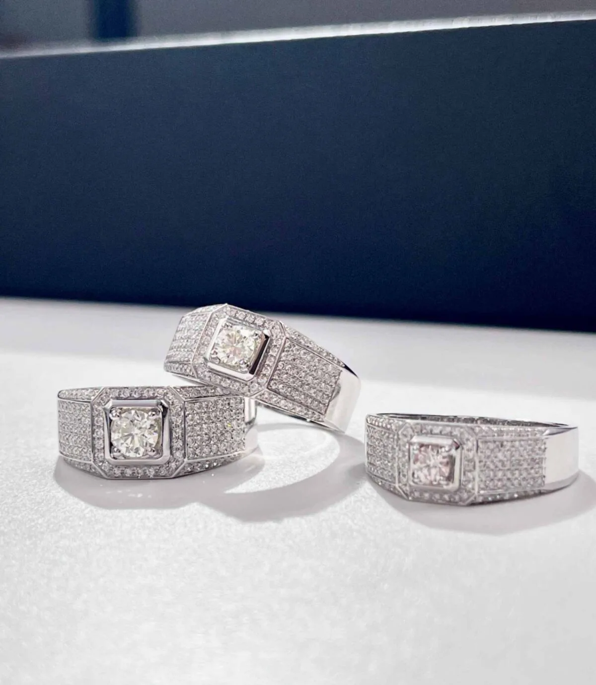 multi row pavé platinum men’s diamond ring – statement luxury design (9)