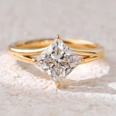 princess cut lab diamond ring – minimal y shank split band design